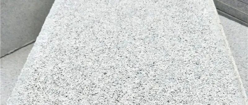芝麻白花崗巖石材廣場鋪設前期準備